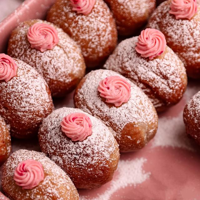 Raspberry Cheesecake Doughnuts