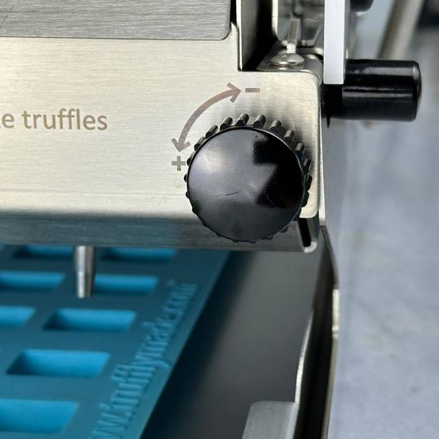 TRUFFLY MADE 3L COMPACT UNIVERSAL DEPOSITOR BUNDLE